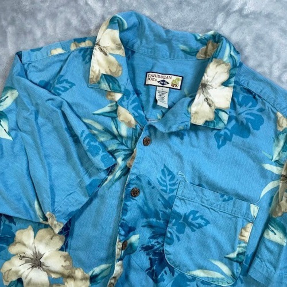 Caribbean Joe Hawaiian Shirt‎ Mens Large Blue Tropical Floral Wooden Buttons
